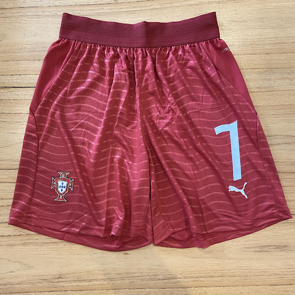 SHORT PORTUGAL ROJO - MUNDIAL 2026 - NUMERO 7