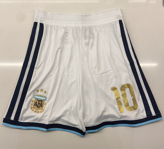 SHORT ARGENTINA BLANCO - MUNDIAL 2026 - NUMERO 10