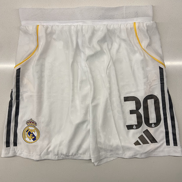 SHORT REAL MADRID BLANCO - 25/26 - NUMERO 30