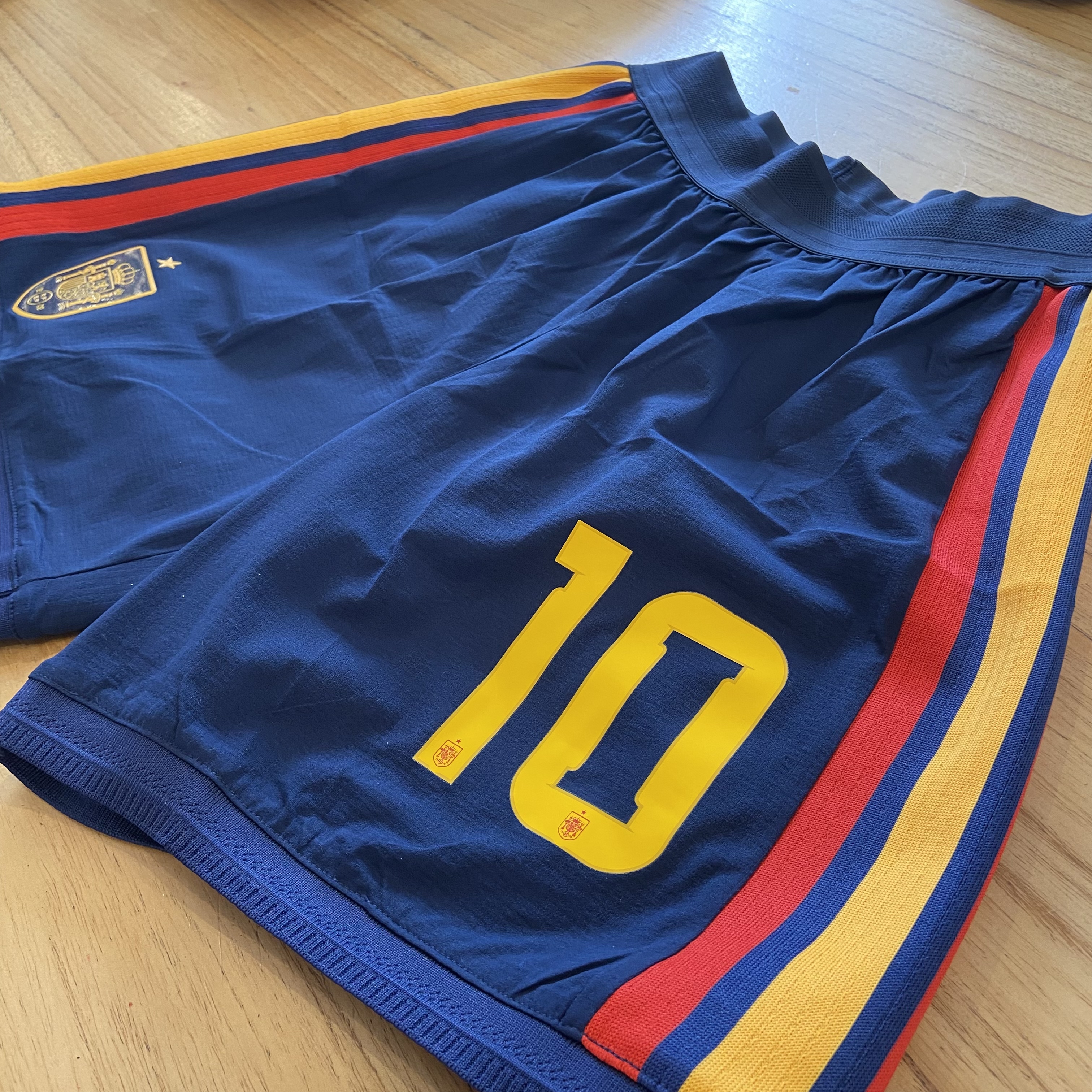SHORT ESPAÑA AZUL - MUNDIAL 2026 - NUMERO 10 3