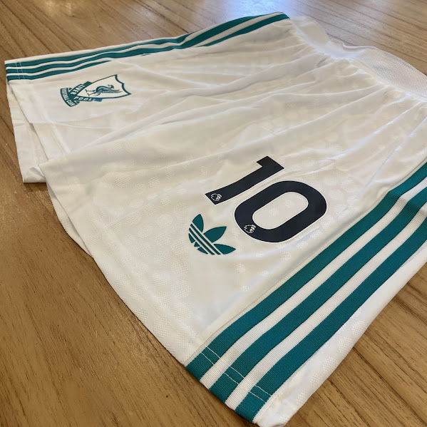 SHORT LIVERPOOL VERDE - 25/26 - NUMERO 1O 3