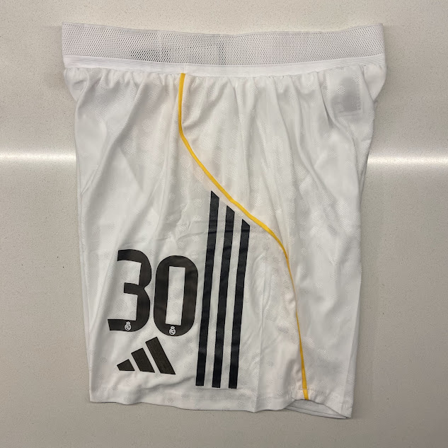 SHORT REAL MADRID BLANCO - 25/26 - NUMERO 30 3
