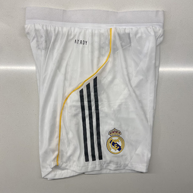 SHORT REAL MADRID BLANCO - 25/26 - NUMERO 30 4