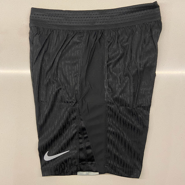 SHORT CHELSEA NEGRO - 25/26 3