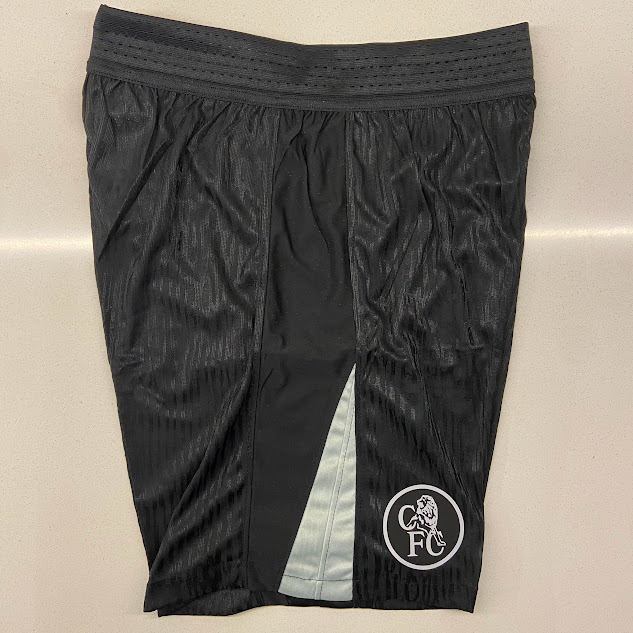 SHORT CHELSEA NEGRO - 25/26 4